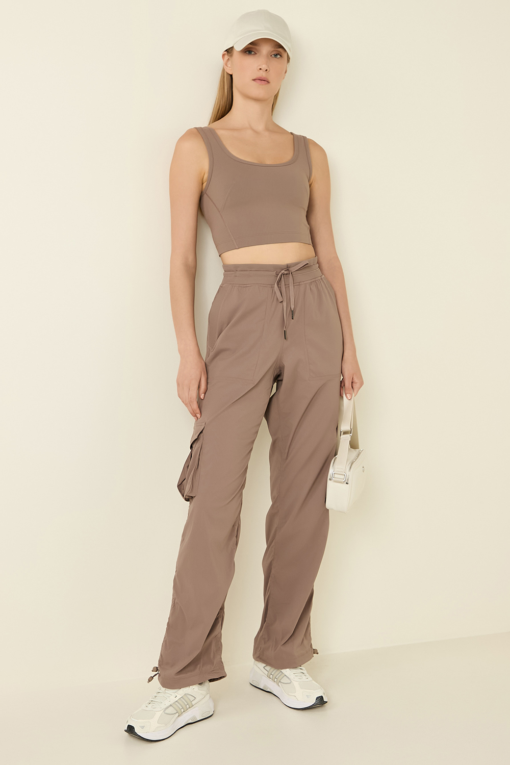 Dance Studio Relaxed Fit MR Cargo Pants